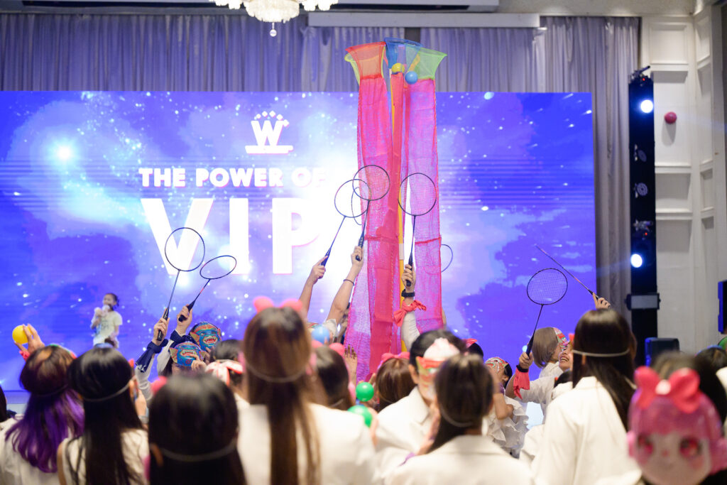 25651126-17-07-47_8AB_4821